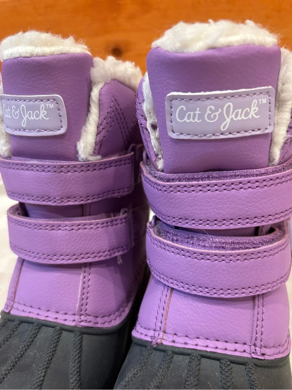 Cat & Jack Winter Waterproof Snow Boots Purple Faux Fur Toddler Girl Size 5 NWOT